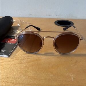 Ray-Ban Sunglasses with Brown Lenses and Gold Frame